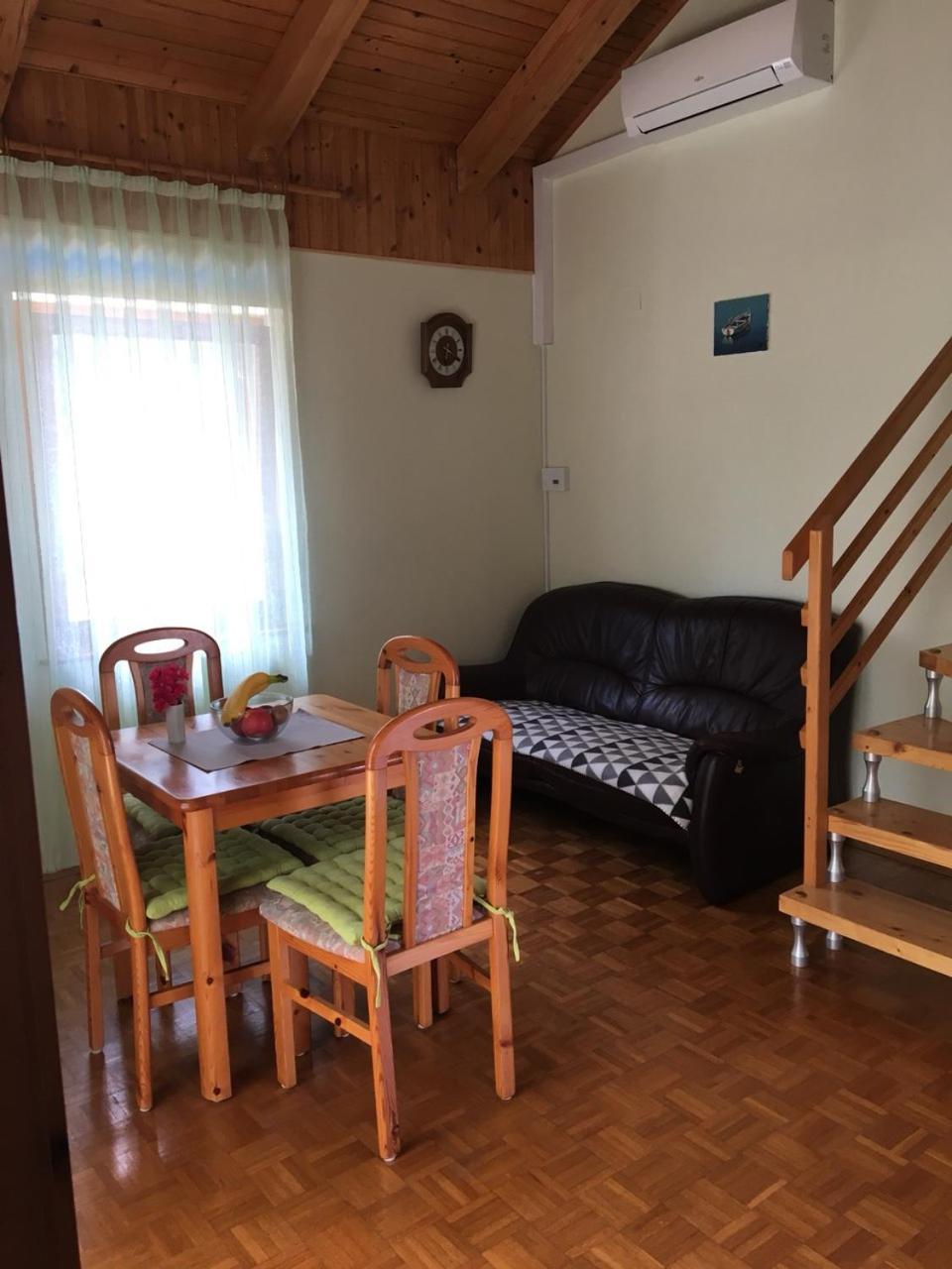 Apartment Seka *